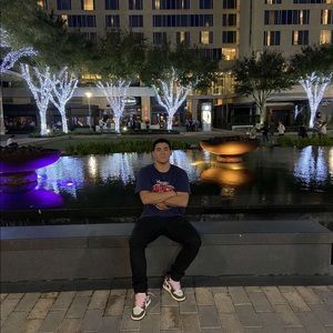 Meet your Posher, Ariel